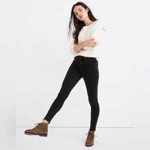10” High-Rise Skinny Jeans in Starkey Wash